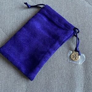 TORY BURCH Earrings Velvety Pouch in deep Purple